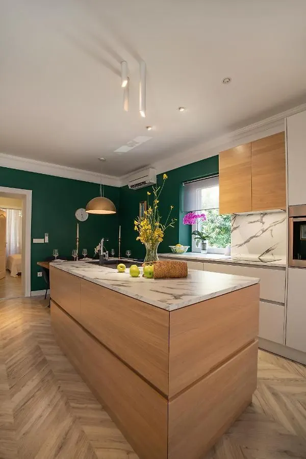 Great Location-Luxury Apartment Pula +Free Parking 크로아티아