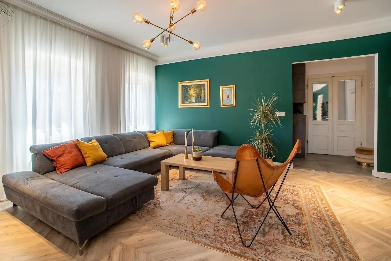 Great Location-Luxury Apartment Pula +Free Parking