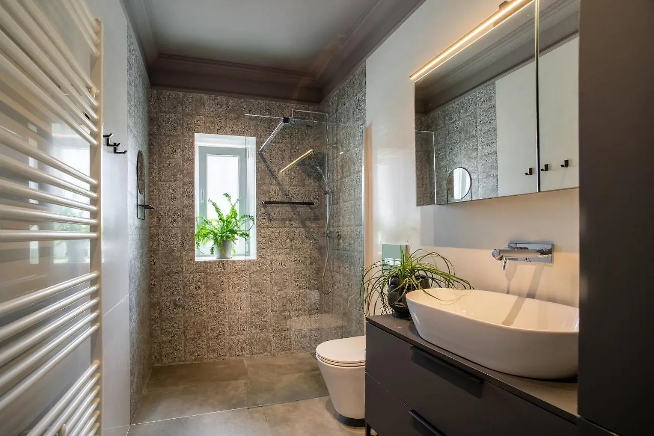 Great Location-Luxury Apartment Pula +Free Parking