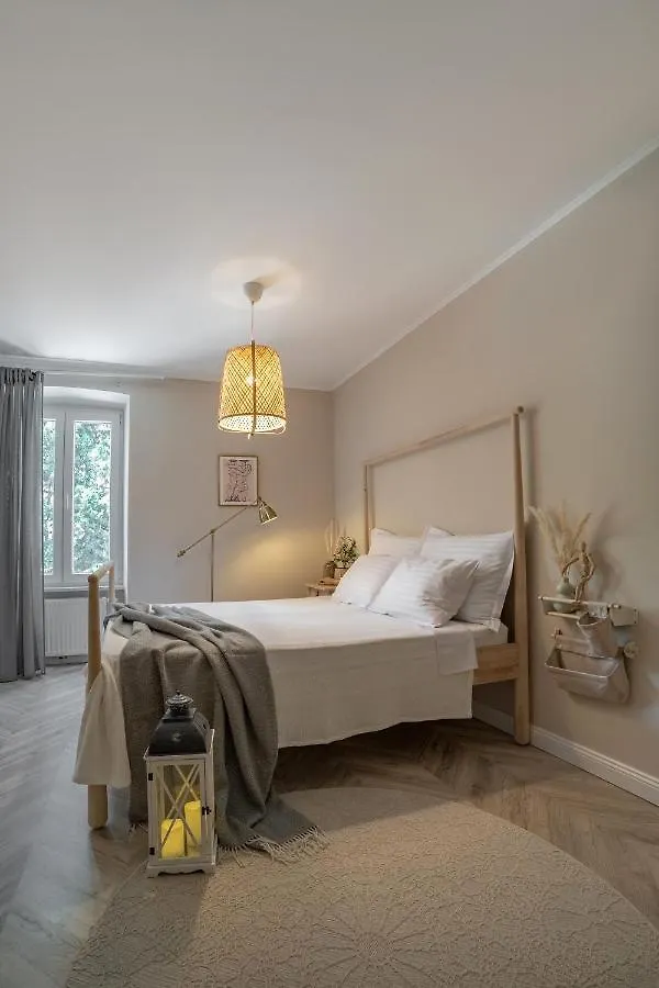 Great Location-Luxury Apartment Pula +Free Parking Croatia