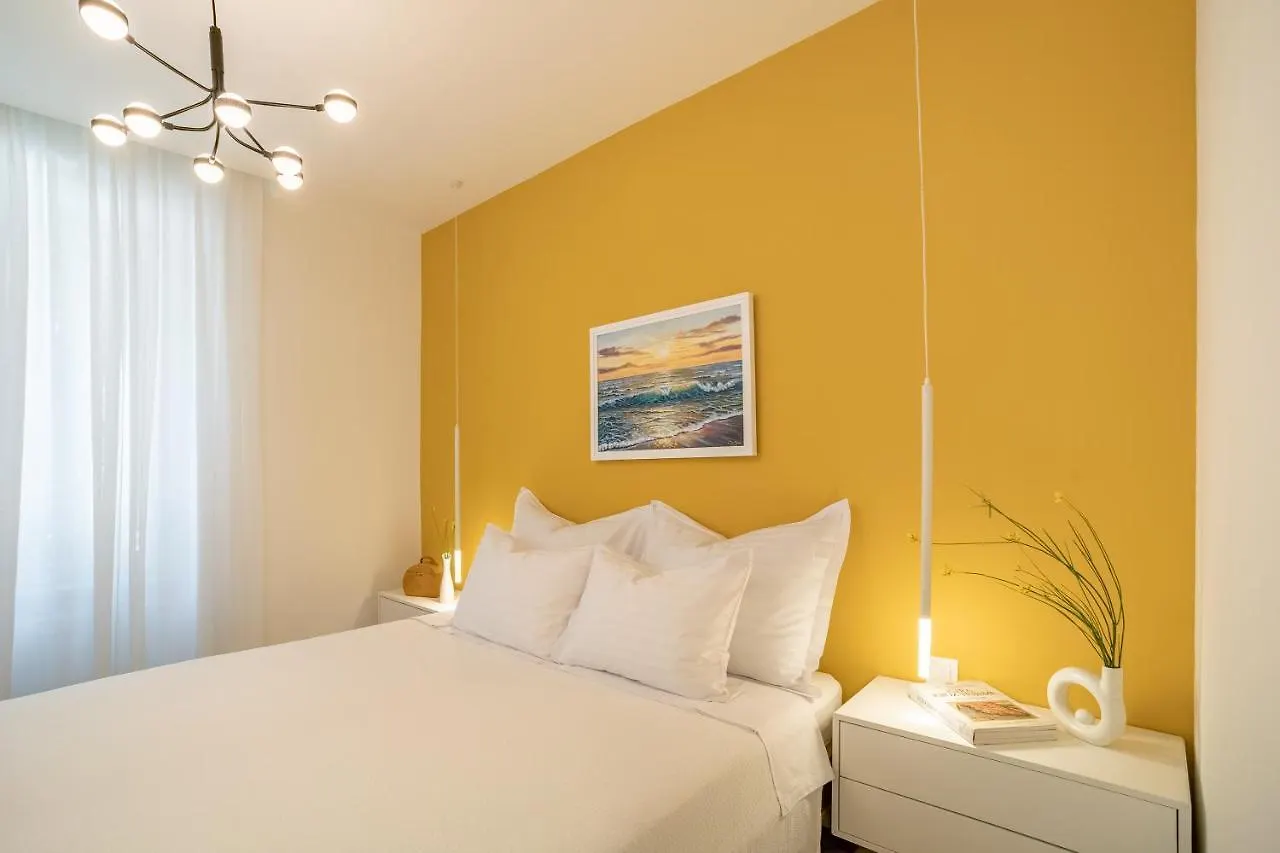 Great Location-Luxury Apartment Pula +Free Parking 0*,  Croatia
